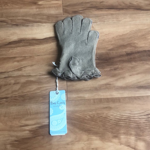 Mud Pie Smart Screen Woman’s Knit Gloves - Picture 3 of 7